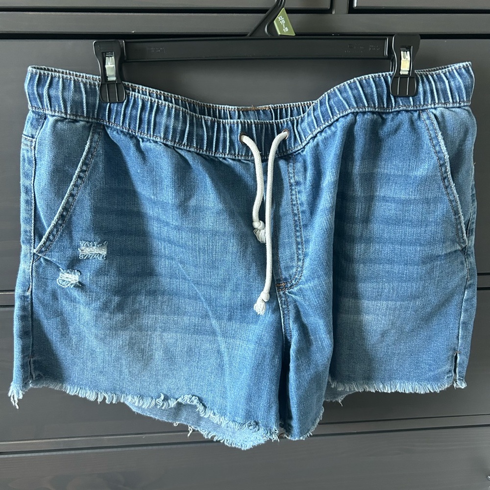 Blue Jean Shorts with Distressed Style and Elastic Waist